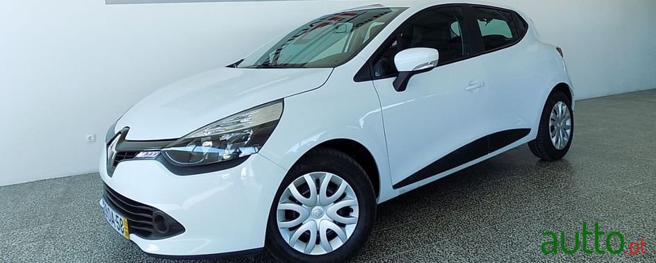 2013' Renault Clio photo #4