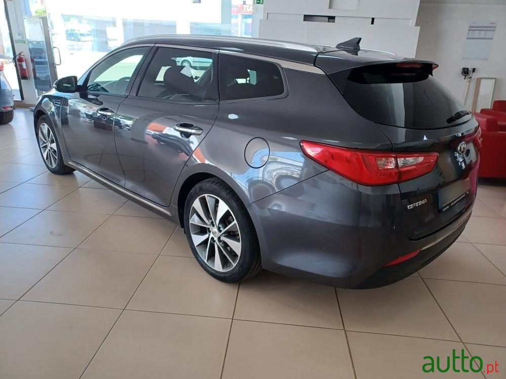 2018' Kia Optima Sw photo #4