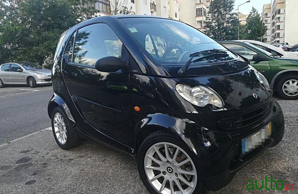 2005' Smart Fortwo Cdi photo #1