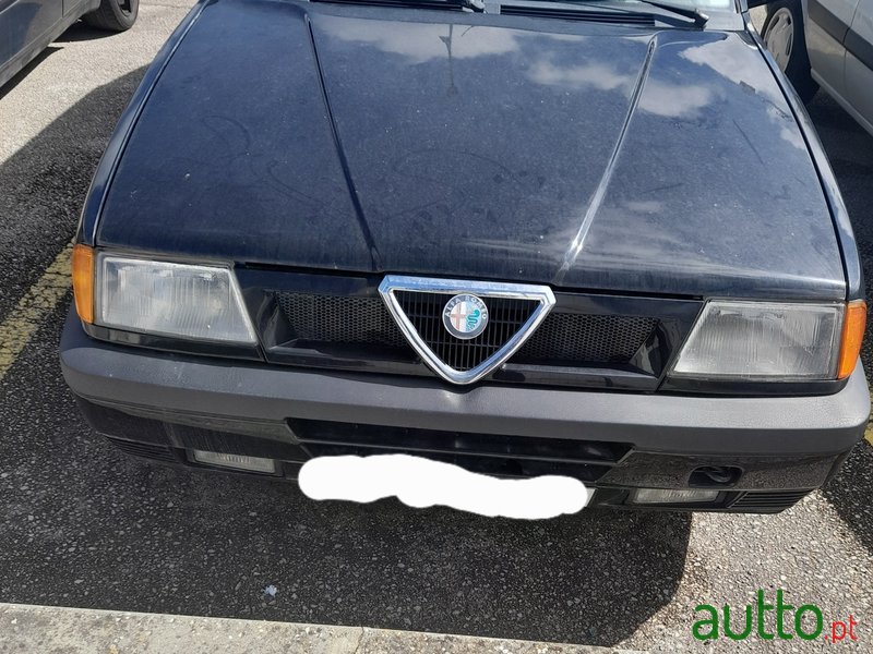 1992' Alfa Romeo 33 photo #5