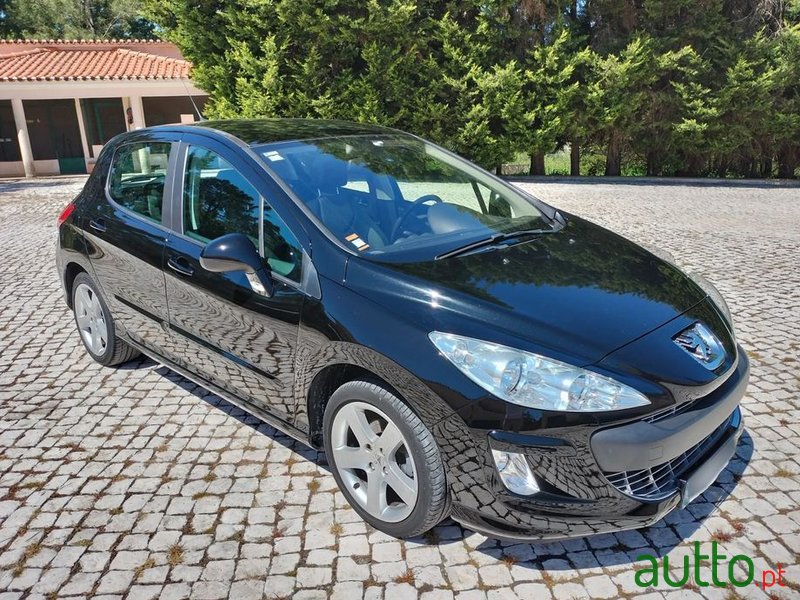 2008' Peugeot 308 1.6 Hdi Sport photo #3