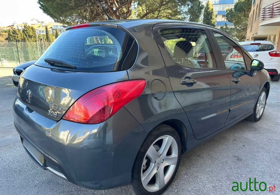 2008' Peugeot 308 photo #2
