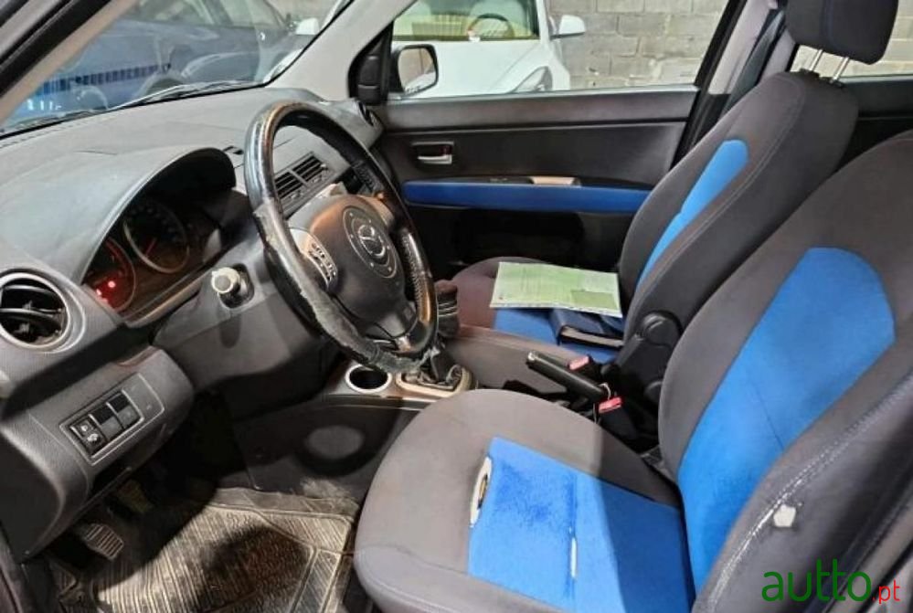 2005' Mazda 2 photo #3