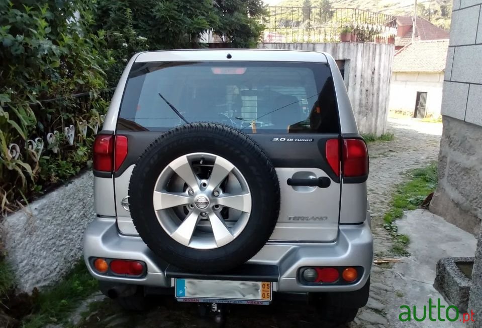 2005' Nissan Terrano photo #3