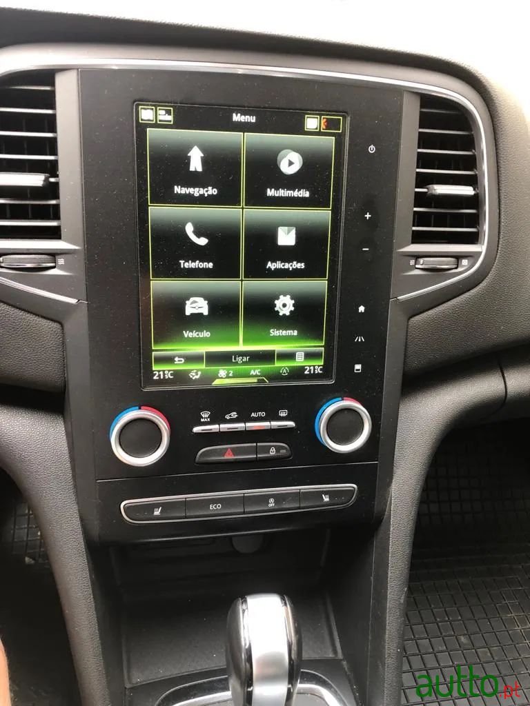 2017' Renault Megane Break photo #6