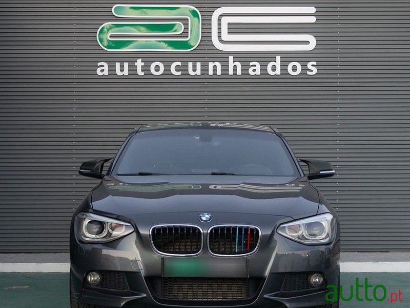 2012' BMW 120 D Pack M photo #2