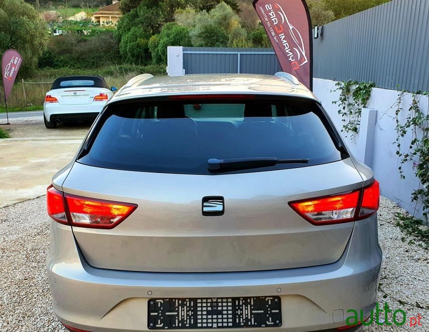 2014' SEAT Leon St photo #4