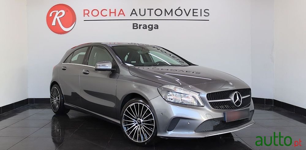 2015' Mercedes-Benz A 180 photo #3