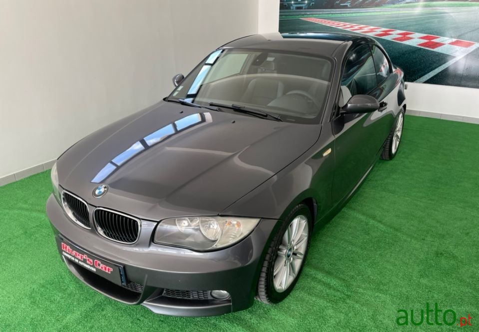 2008' BMW 120 photo #4