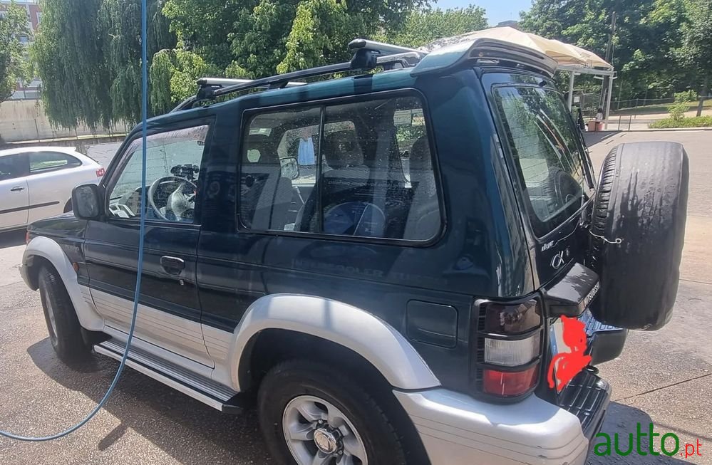 1996' Mitsubishi Pajero 2.5 Tdi Gls photo #3
