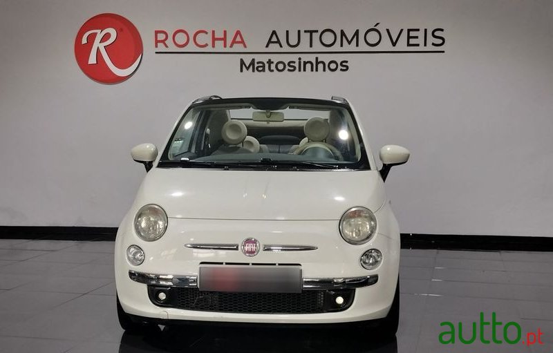 2010' Fiat 500C photo #2