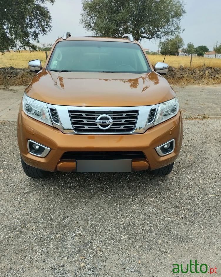 2017' Nissan Navara photo #2