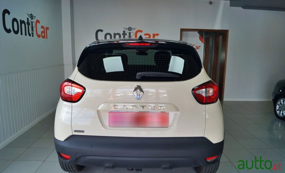 2013' Renault Captur photo #5