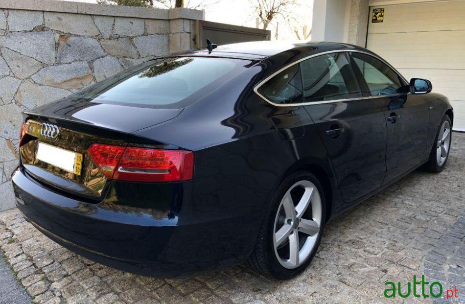 2010' Audi A5 Sportback photo #3