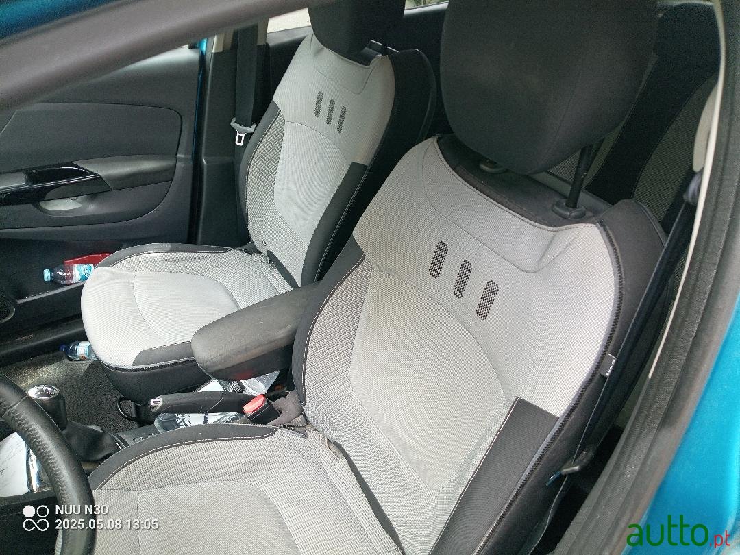 2014' Renault Captur photo #3