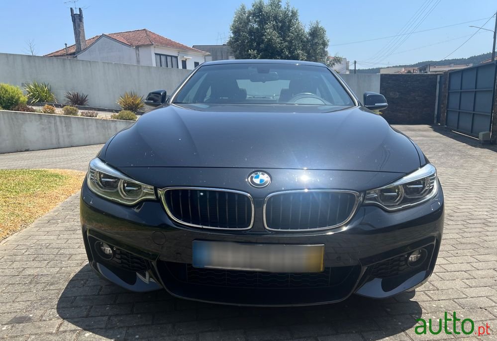 2015' BMW Série 4 D Pack M Auto photo #2