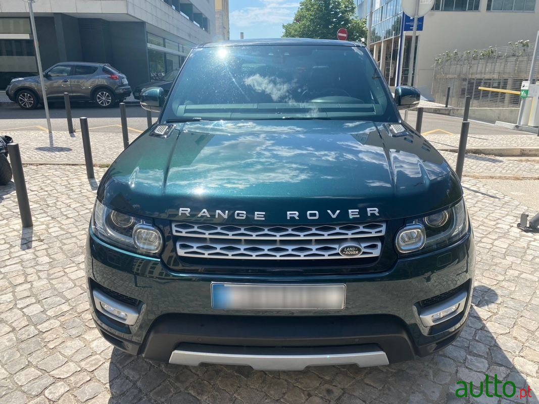 2017' Land Rover Range Rover Sport photo #4