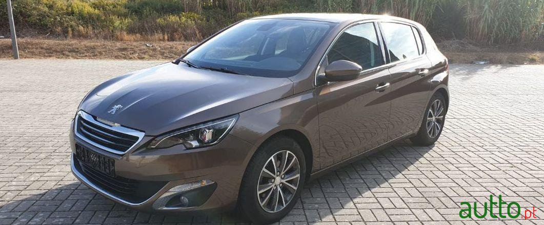 2014' Peugeot 308 photo #3