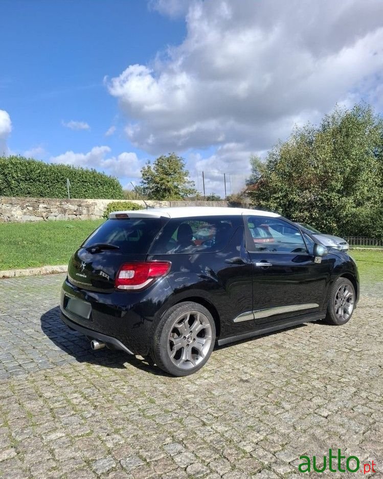 2012' Citroen DS3 1.2 Vti Chic photo #3