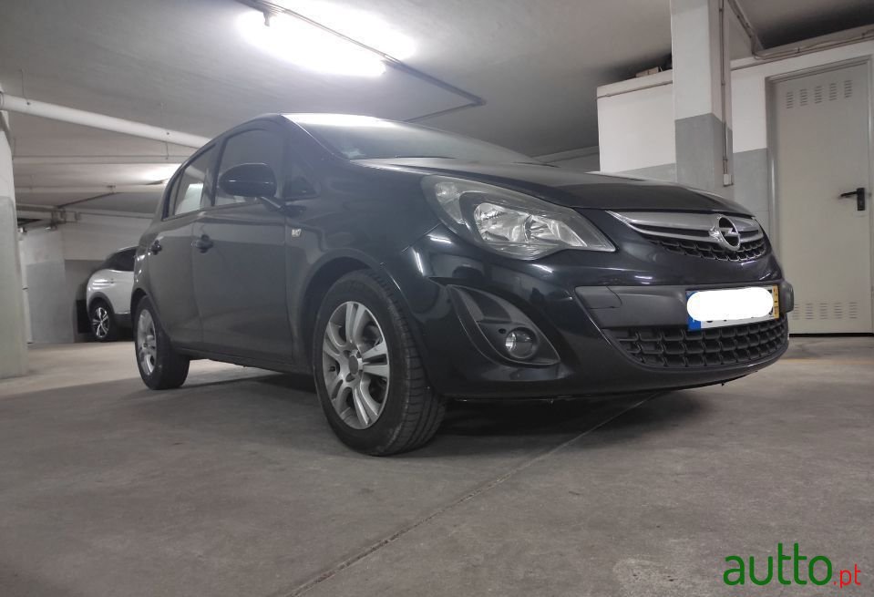 2014' Opel Corsa photo #6