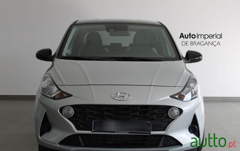 2022' Hyundai i10 1.0 Comfort (Tt) photo #2