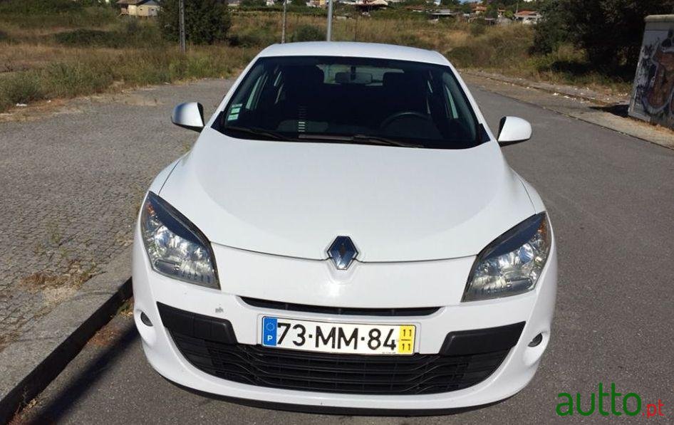 2011' Renault Megane 1.5 Dci Confort photo #3