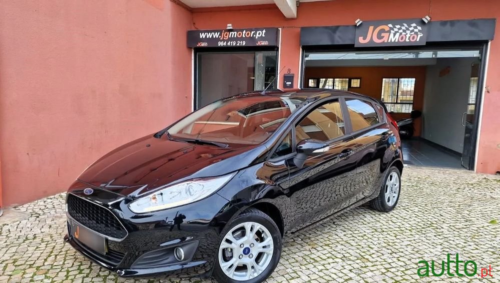 2017' Ford Fiesta photo #1