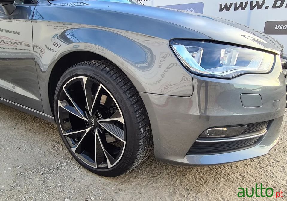 2016' Audi A3 Sportback photo #2