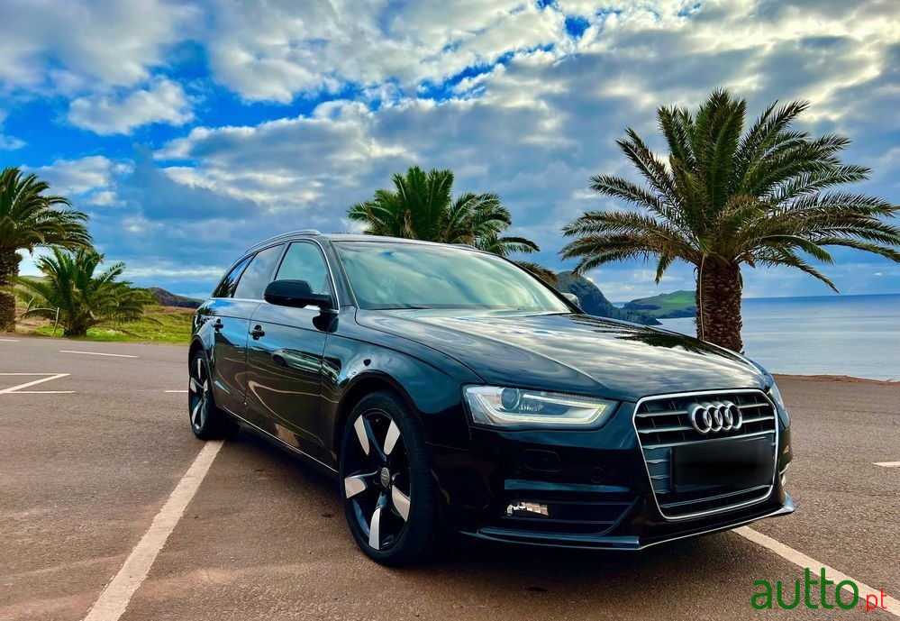 2013' Audi A4 Avant photo #4