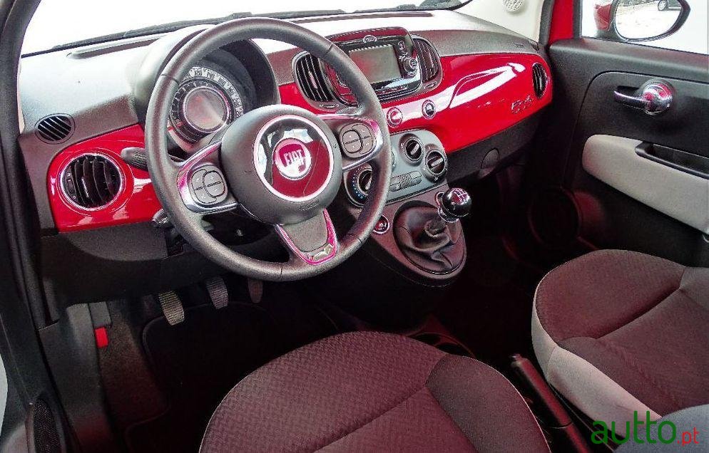 2018' Fiat 500C photo #1