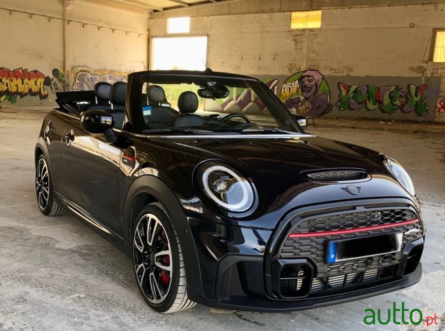 2021' MINI John Cooper Works photo #2