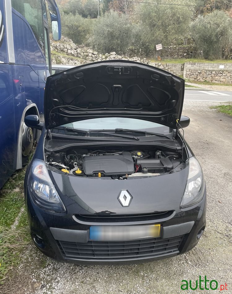 2012' Renault Clio 1.2 16V Confort photo #1