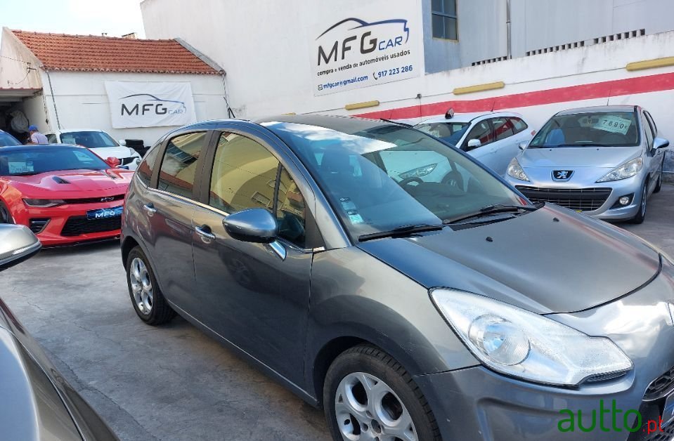 2011' Citroen C3 photo #3