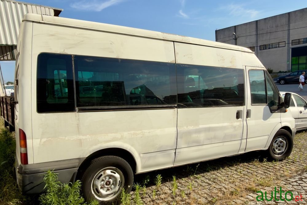 2004' Ford Transit 330L 2.0 Tddi photo #2