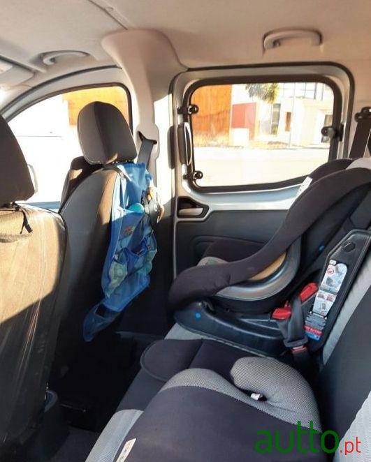 2010' Fiat Fiorino photo #4