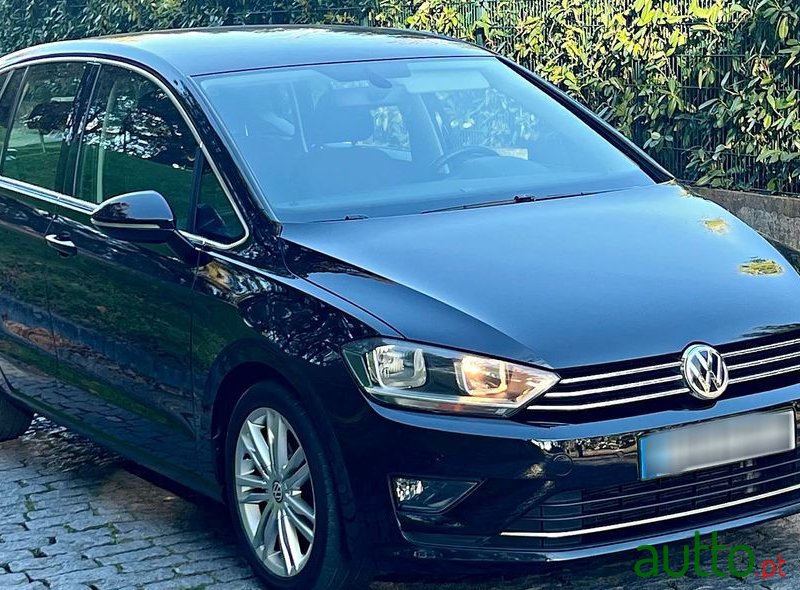 2014' Volkswagen Golf Sportsvan photo #4