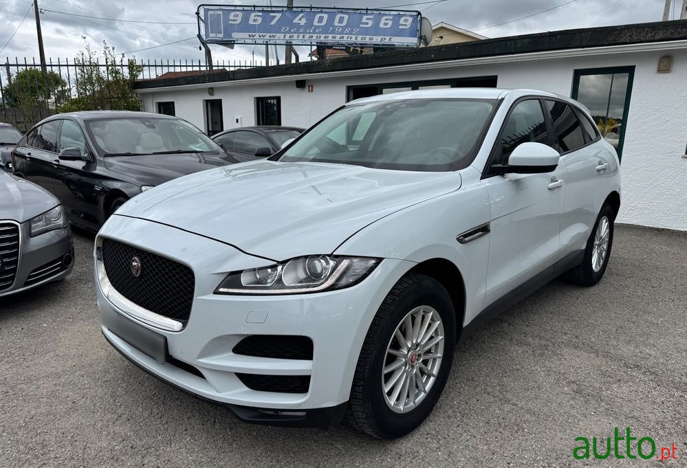 2016' Jaguar F-Pace 2.0 I4D Pure photo #1