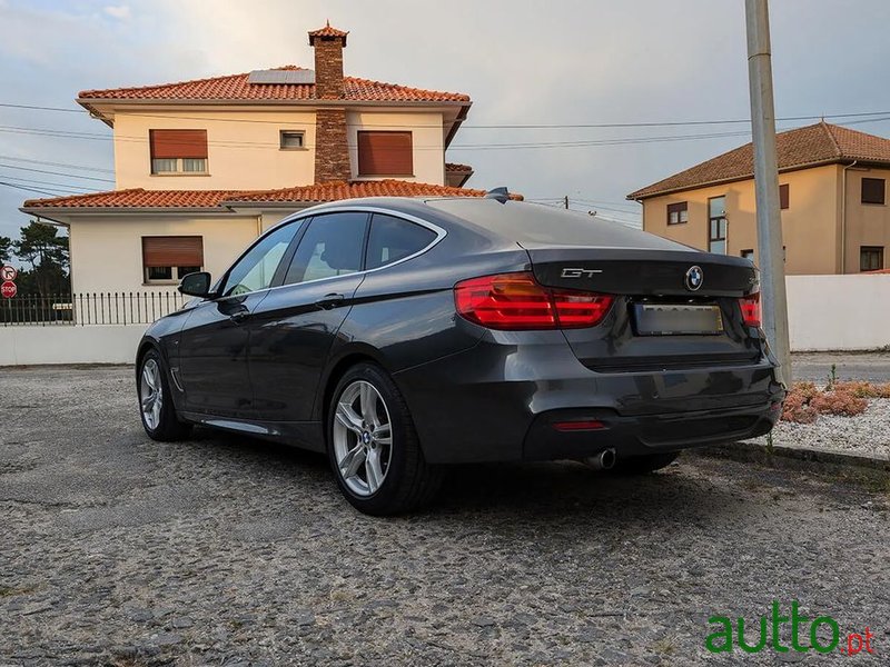 2015' BMW Série 3 D Auto Pack M photo #4