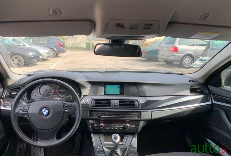 2012' BMW 530 Sport Caixa Manual photo #4