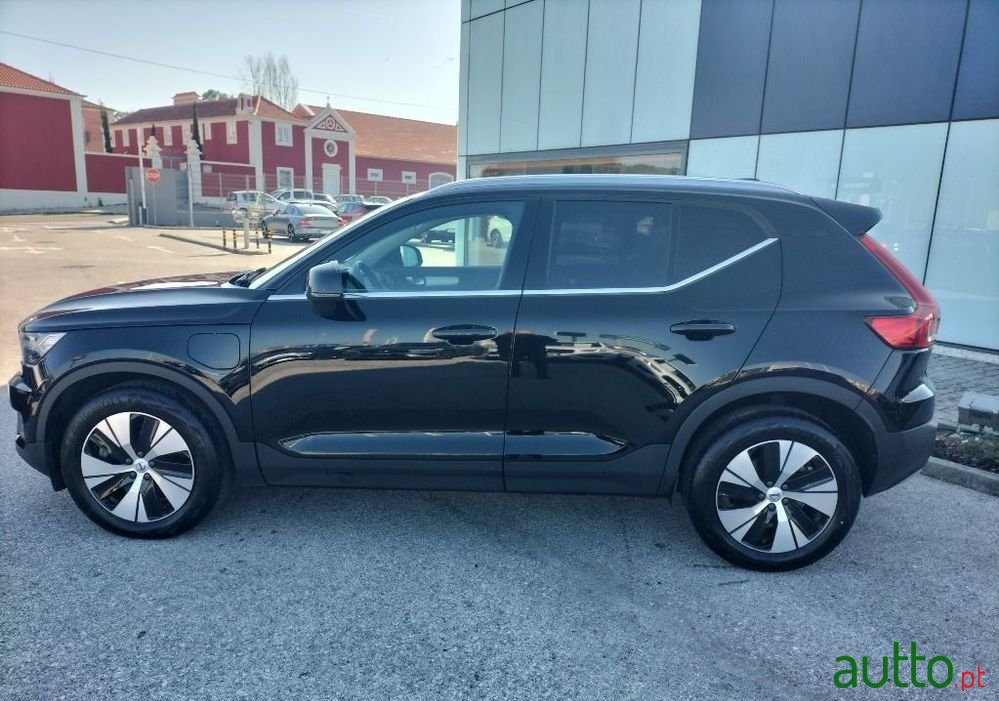 2021' Volvo Xc 40 photo #3