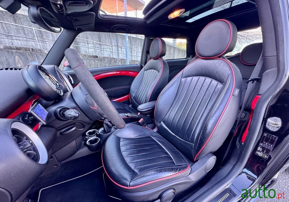 2012' MINI John Cooper Works 3 Portas photo #4