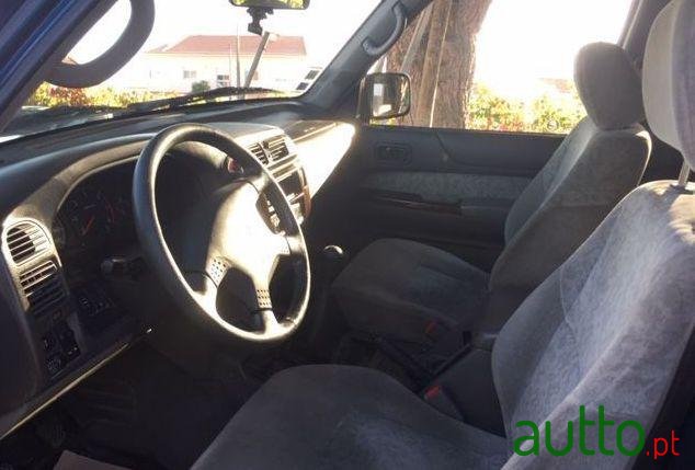 2000' Nissan Patrol photo #1