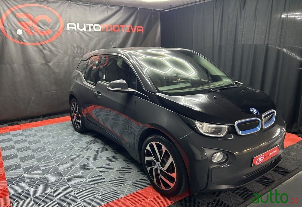 2013' BMW Série I Standard photo #1