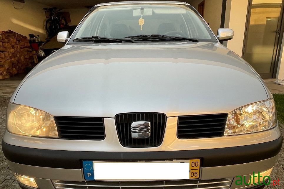 2000' SEAT Ibiza photo #4