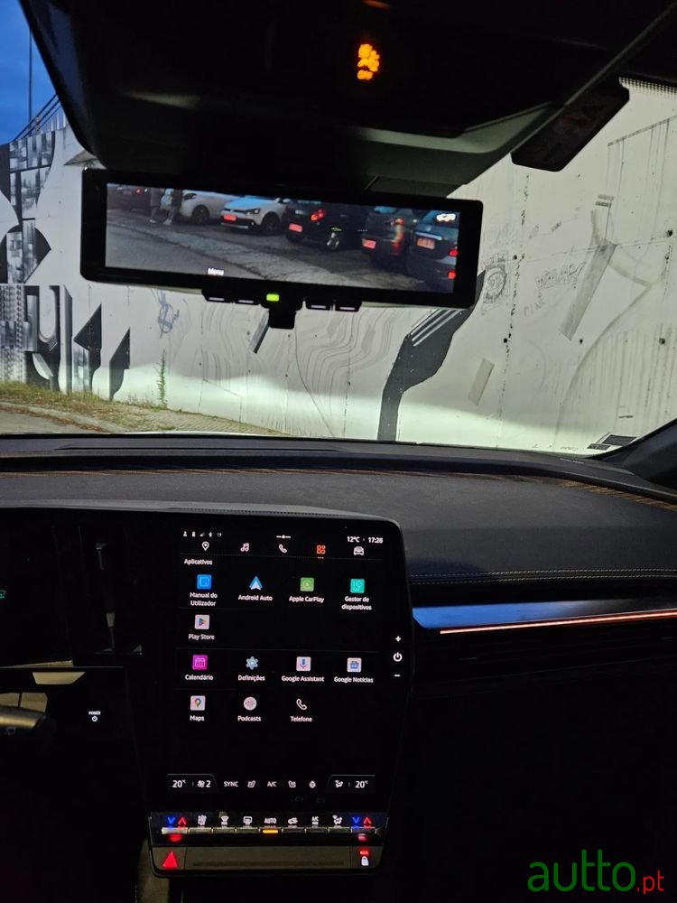 2022' Renault Megane E-Tech photo #3