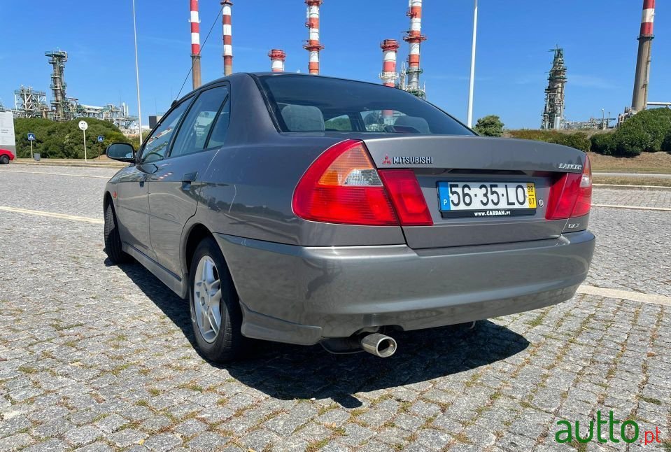 1998' Mitsubishi Lancer photo #2