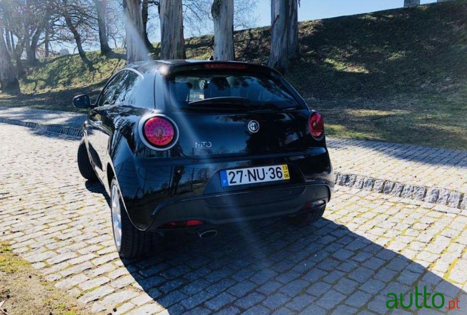 2013' Alfa Romeo MiTo photo #2