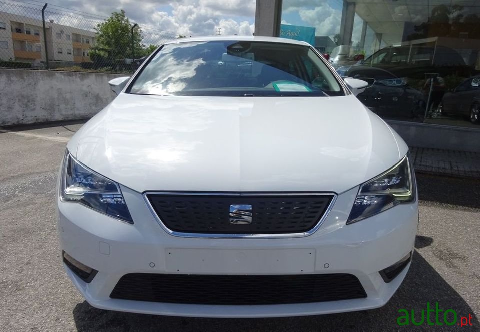 2014' SEAT Leon photo #2