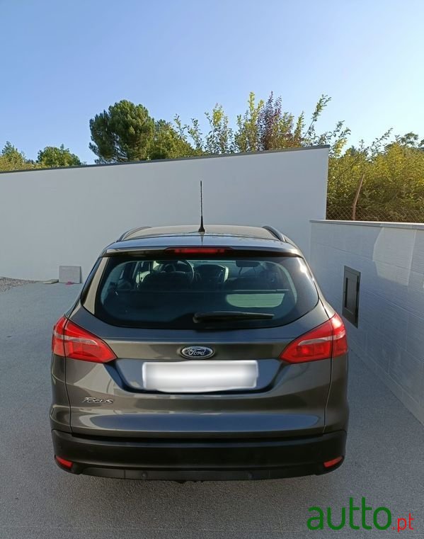 2016' Ford Focus Sw photo #3