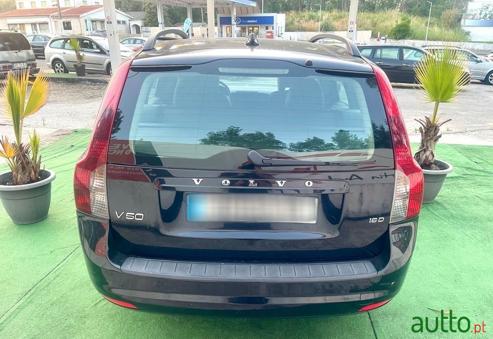 2008' Volvo V50 photo #3